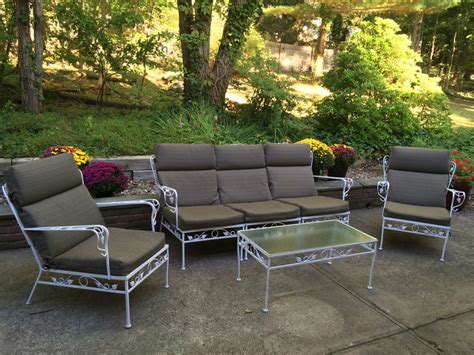 1950s Vintage Wrought Iron Patio Furniture With Leaf Pattern And