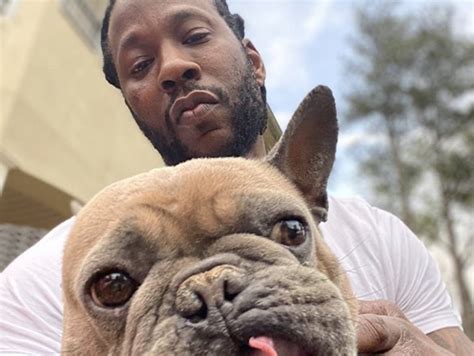 2 Chainz Gets Deep With His Dog Trappy During A Sunset