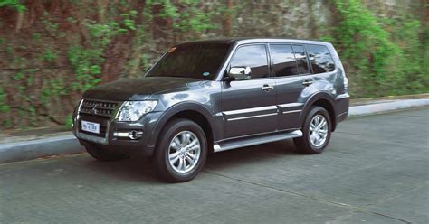 Mitsubishi Pajero GLS 3.2 Di-D: review, photos, specs, price