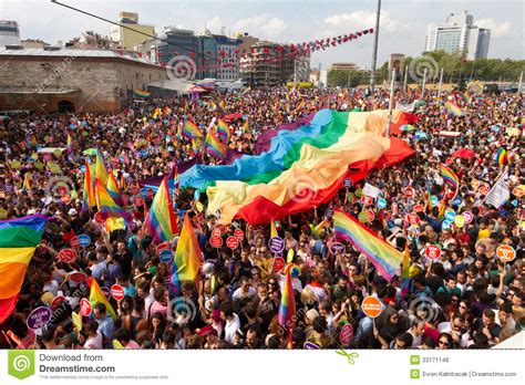 Legal, religious and other institutional. Gay Pride d'Istanbul LGBT photo stock éditorial. Image du ...