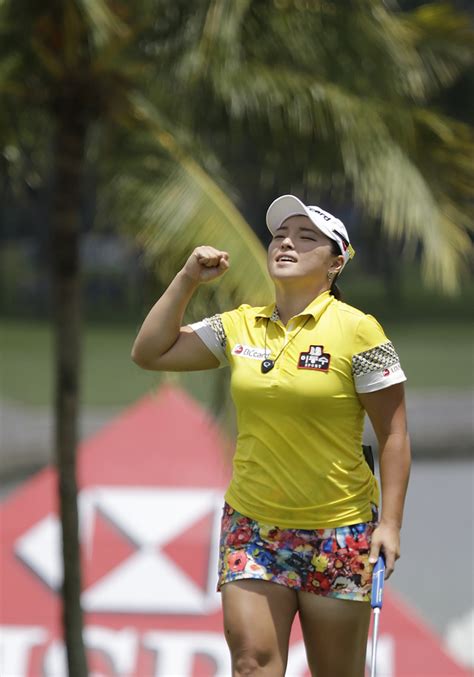 Ha Na Jang Takes Lpga Singapore Title By 4 Strokes Daily Mail Online