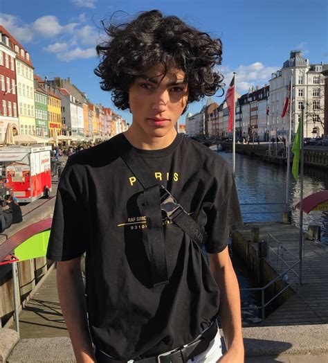Bror Kone In 2020 Boy Hairstyles Boys With Curly Hair