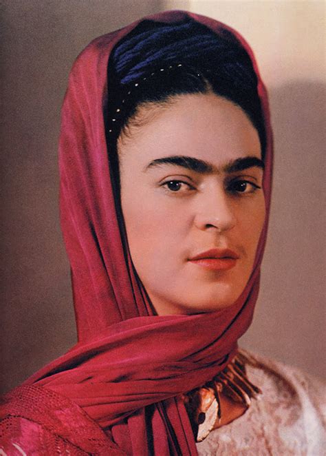 12 Color Photos Of Famous Frida Between The 1930s And 1950s Demilked