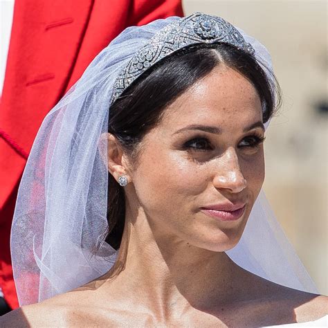 Meghan markle and prince harry just got married, and the center of attention has, predictably, been so now that we know what meghan's custom givenchy wedding dress looks like, it seems that her. Meghan Markle's Wedding Makeup Details | POPSUGAR Beauty