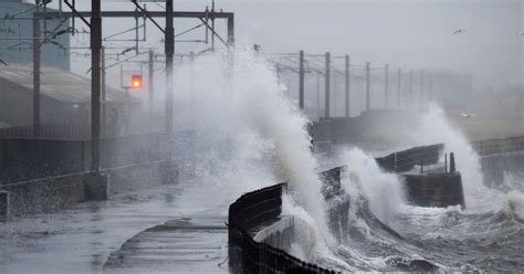 Record Breaking Winds Batter Britain As Thousands Of Homes Remain