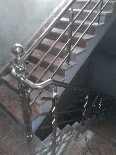 Silver Stainless Steel Stairs Railing At Rs 450feet Varanasi Id 2849771692962