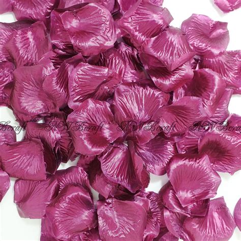 200pcs Silk Rose Petals Wedding Birthday Celebration Decoration