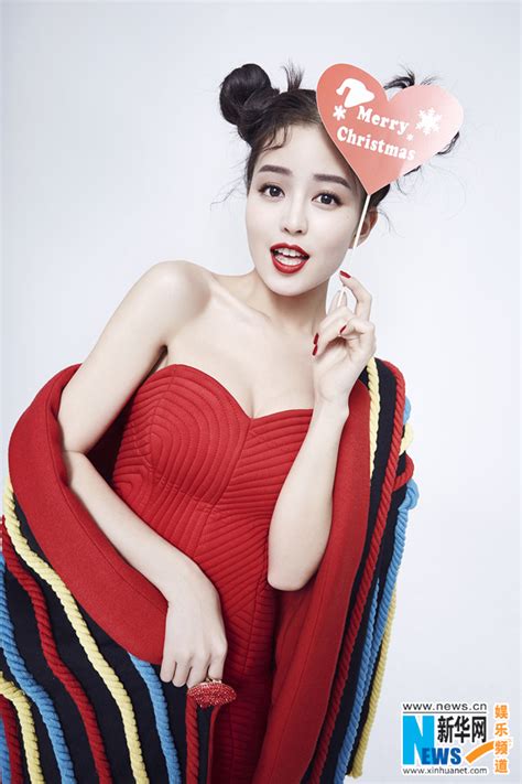 Actress Wen Xin Poses For Christmas China Entertainment News