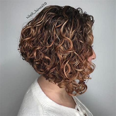Https://tommynaija.com/hairstyle/angled Bob Hairstyle Curly