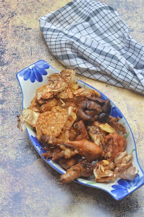 Bahkan resep nasi goreng pun sederhana. Ayam Goreng Bawang Putih | Dapur Comel Selma