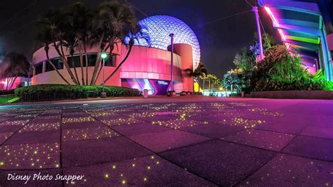 5 Things To Do At Night At Epcot In Walt Disney World Disney Dining