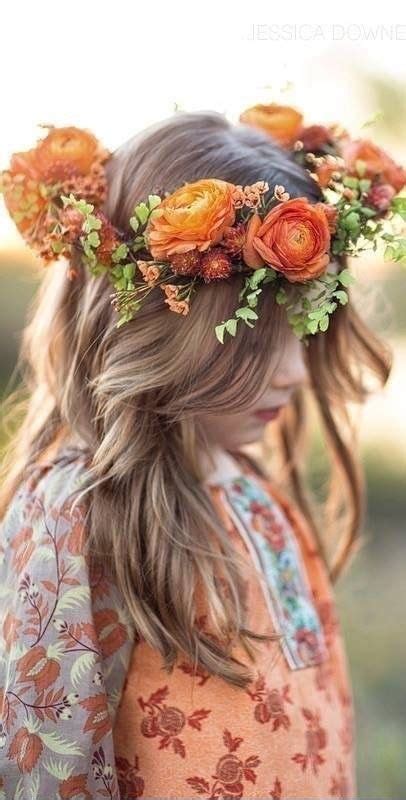 Pin By La S Ur De La Mari E On A Pin A Day A Story Floral Crown Flower Crown Flowers In Hair