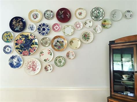 Pin By Ariel Dolinar On Plates And Mug Displays Plates On Wall