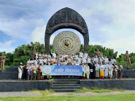 Ratusan Aktivis Gema Perdamaian Serukan Damai Dari Bali Diksimerdekacom
