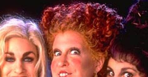 This Is The Real Actress Who Played Emily Binx In Hocus Pocus E Online