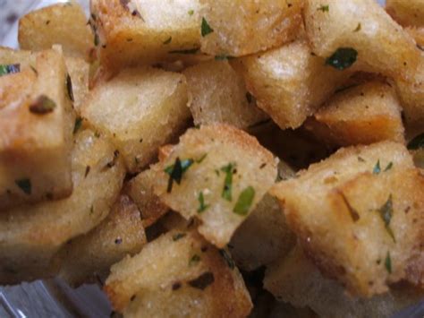 Vorrat Kräuter- Croutons Rezept mit Bild