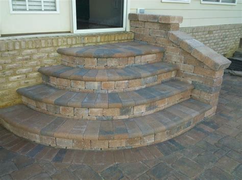 Life Time Pavers Ammons Wall And Bullnose Steps