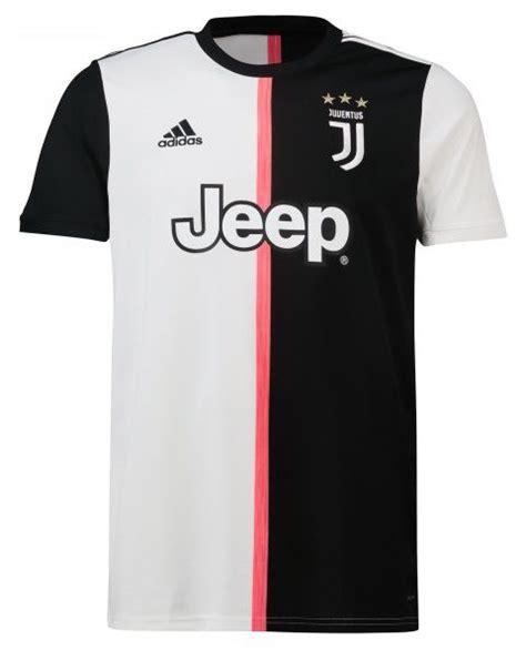 Who is the best striker in juventus 2020/2021? CAMISA JUVENTUS FC 2020, TORCEDOR