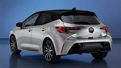 Toyota Corolla Facelift Revealed Automotive Daily