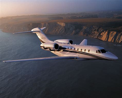 Average hourly rate including fixed and variable costs based on the number of annual flight hours. Cessna Citation X | StarJets