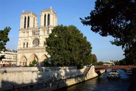 Cathédrale Notre Dame de Paris Visite guidée Un guide à Paris