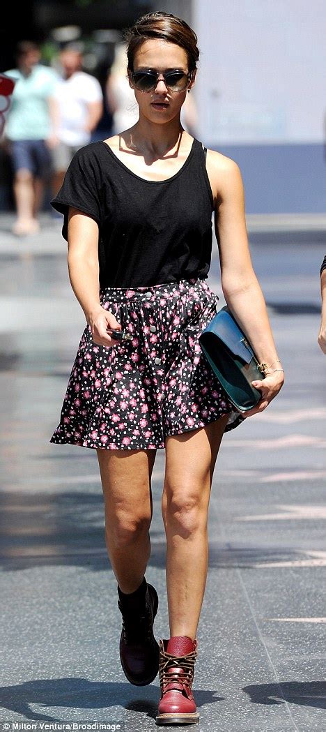 Jessica Alba Mixes Leather Organiser With Thigh Skimming Skirt And