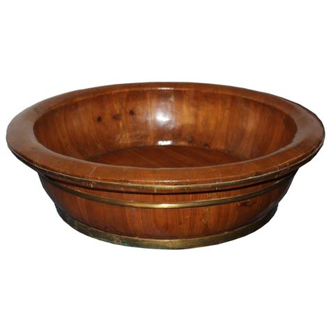 As every parent knows, bathing babies is a delicate affair. Chinese Baby Bathtub For Sale at 1stDibs