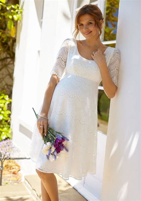 Haben sie mal eine frage, vor schwangerschaftsmode hochzeitskleid. Brautkleider für Mamis: Die schönste Umstandsmode zur ...