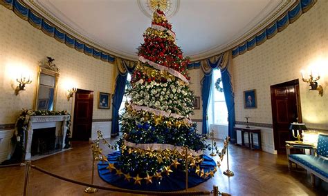 Take A 360° Virtual Tour Of The White Houses Holiday Decorations