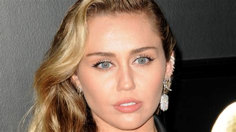 The Style Evolution Of Miley Cyrus Hairstraighteningproducts