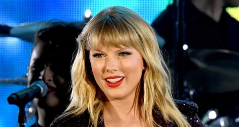 Taylor Swift Surprise Announces ‘folklore Follow Up Album ‘evermore