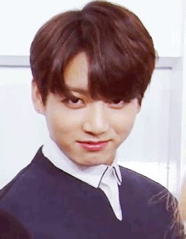 Pretty lampy gif to say thanks for watching. Where stories live | Jungkook engraçado, Bts engraçado ...