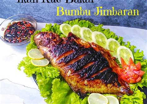 Buat kalian yang lagi cari seafood di pulau bali, kalian wajib coba seafood di warung mami ikan bakar, jimbaran bali. Kakap Bakar Bumbu Bali / Ikan Nila Bakar Dengan Sambal ...