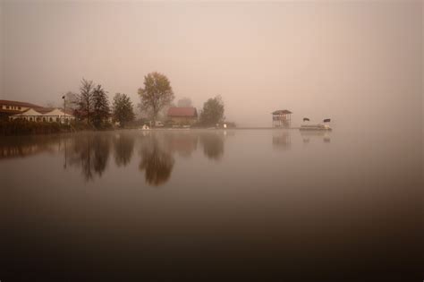 La Nebbia Avvolge Il Lago Di Candia Juzaphoto