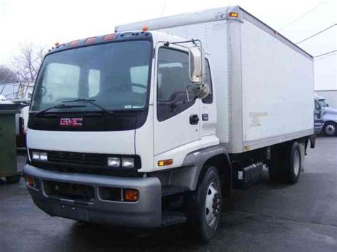 Gmc T7500 2007 Van Box Trucks