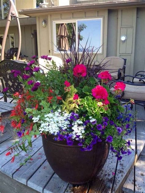 45 Beautiful Summer Container Garden Flowers Ideas Structhome In