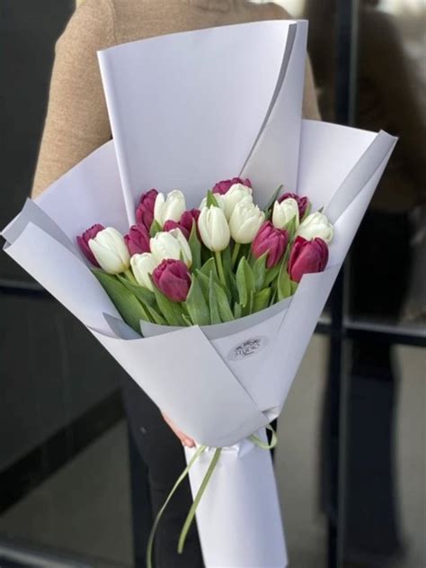 19 Tulips Buy With Delivery In Kiev Best Prices For Tulips Bouqets
