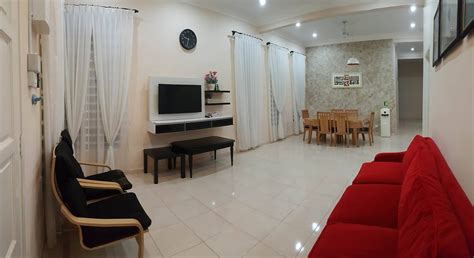 Mencari homestay melaka muslim dgn kemudahan dapur masak! Homestay Ainizie di Durian Tunggal Melaka - Homestay 1 ...