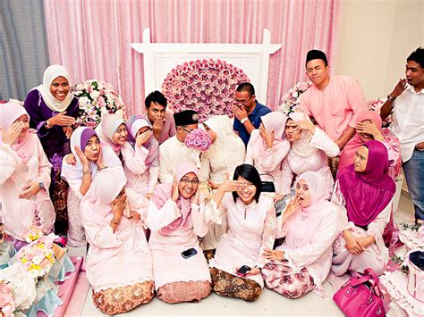 Bin, bte, binte, bt, b. 4 Stages before a Malay Wedding Ceremony - Our Wedding Journal