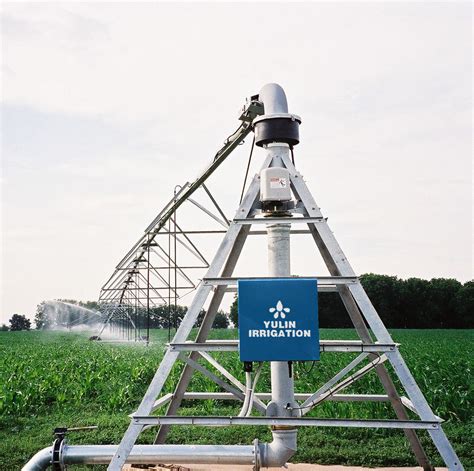 Supply 2021 Best Center Pivot Irrigation System From China Factory On