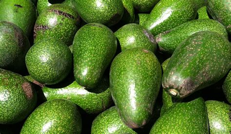 Bet you didn't think it was possible to love avo more than guac. This Week's Bag featuring Avocado! - September 11th 2017 - O'ahu Fresh