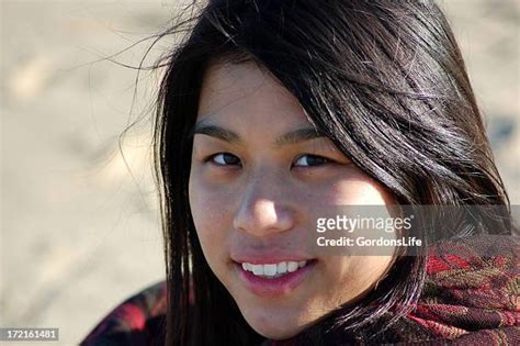 Inuit Woman Photos And Premium High Res Pictures Getty Images