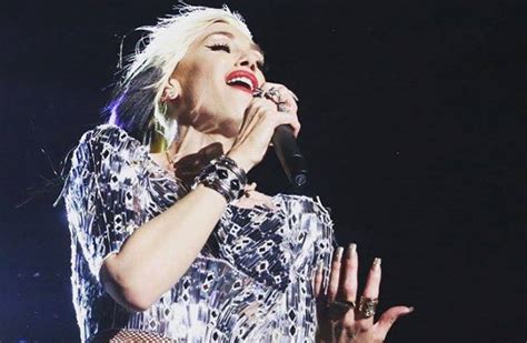 Gwen Stefani Fala Sobre O Divórcio Em Nova Música Movenotícias