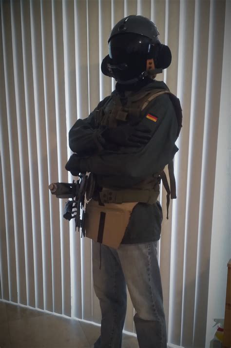 Rainbow Six Siege On Twitter Jäger Cosplay Spotted Created By
