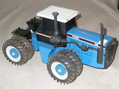 Ford 846 Versitile Tractor Bodnarus Auctioneering