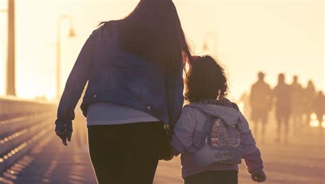las 5 cosas que las hijas aprenden de sus madres fuertes