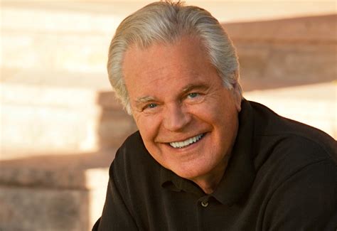 Robert Wagner Hollywoods Man Of Mystery Wins Gold Coast Film Fest Honors
