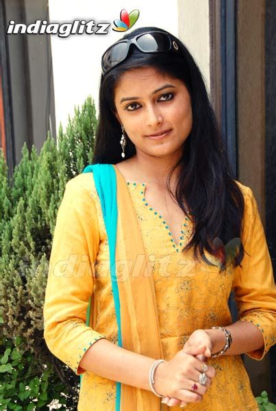 Akanksha Photos Telugu Actress Photos Images Gallery Stills And