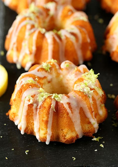 Here is another one of our favorite pumpkin dessert recipes that's almost too cute to eat! Mini Lemon Bundt Cakes, Mini Lemon Bundtlette, how to make Bundtlette, Mini Lemon glazed Bundt Cakes