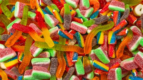 what gummy candy really does to your teeth